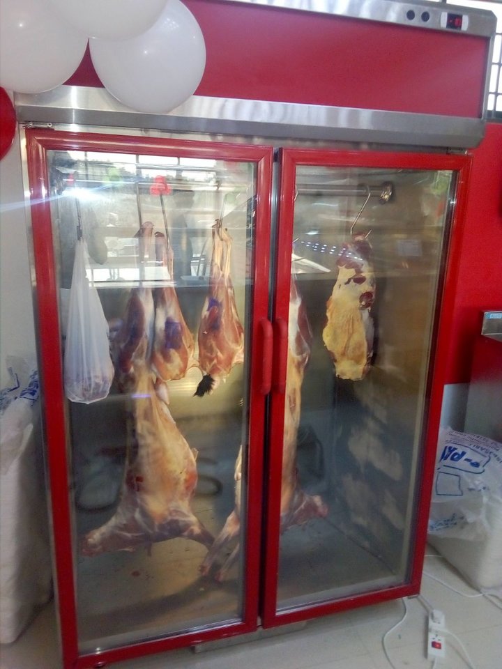 Vertical Meat Display Chiller VMC-48